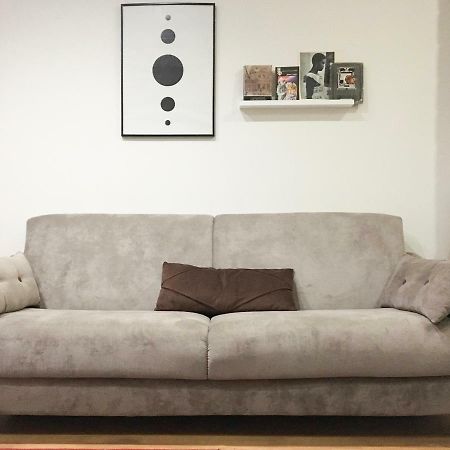 Apartment In The Center Of Odessa Екстериор снимка